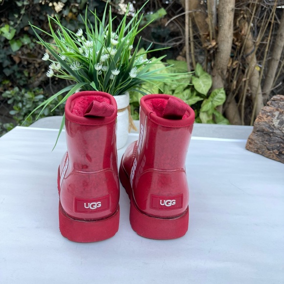 UGG mini classic Winter boots warm cozy fall boots Clear in red Size 5 Women - Picture 6 of 12